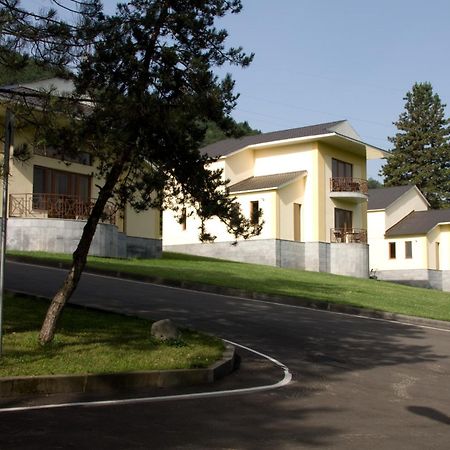 Hotel Dilijan Resort ภายนอก รูปภาพ