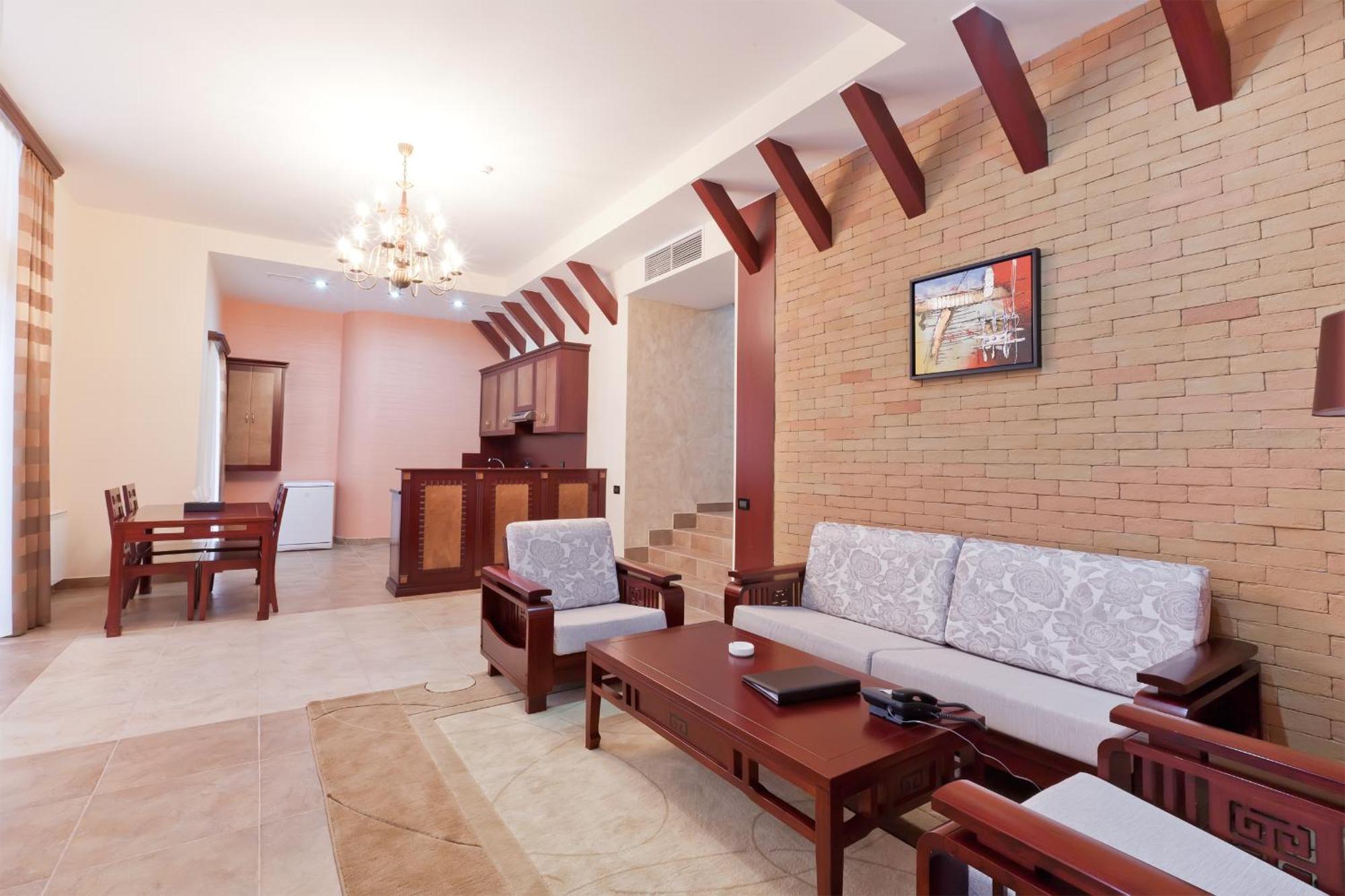 Hotel Dilijan Resort ภายนอก รูปภาพ