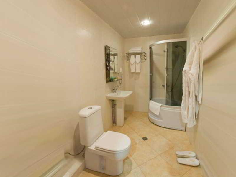 Hotel Dilijan Resort ภายนอก รูปภาพ
