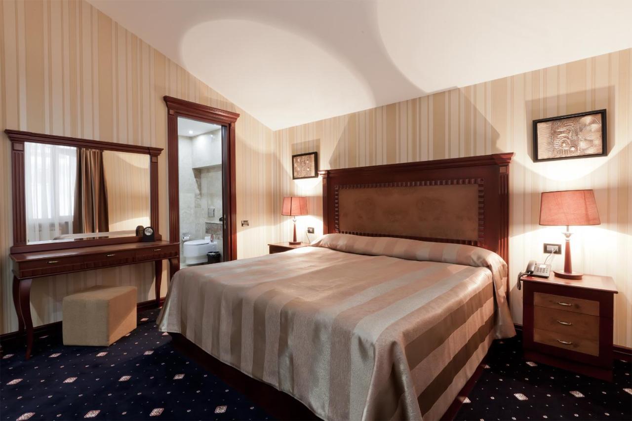 Hotel Dilijan Resort ภายนอก รูปภาพ